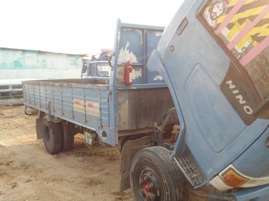 ขายรถ 6 ล้อฮีโน่ FB-113 เครื่องWO 4D 117แรงม้า กระบะคาร์โก้ ยาว5เมตร กว้าง2.10เมตร
