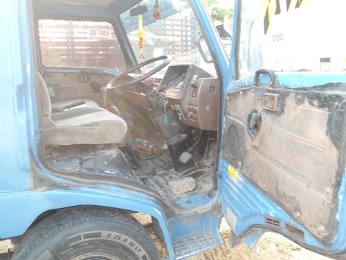 ขายรถ 6 ล้อฮีโน่ FB-113 เครื่องWO 4D 117แรงม้า กระบะคาร์โก้ ยาว5เมตร กว้าง2.10เมตร