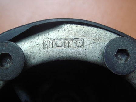 ขายคอแต่งพวงมาลัยนอก momo และเก่าญี่ปุ่นครับ