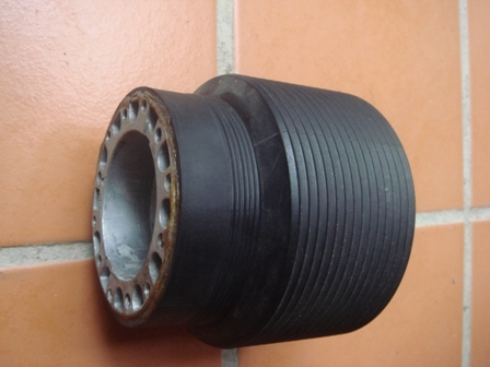 ขายคอแต่งพวงมาลัยนอก momo และเก่าญี่ปุ่นครับ