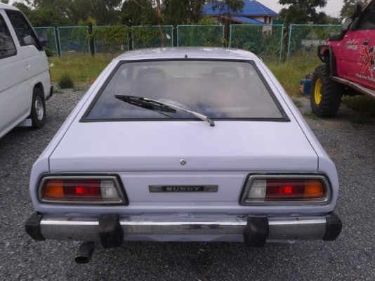Datsun Sunny B310 2ประตูไฟกลม Datsun Sunny B310 2ประตูไฟกลม