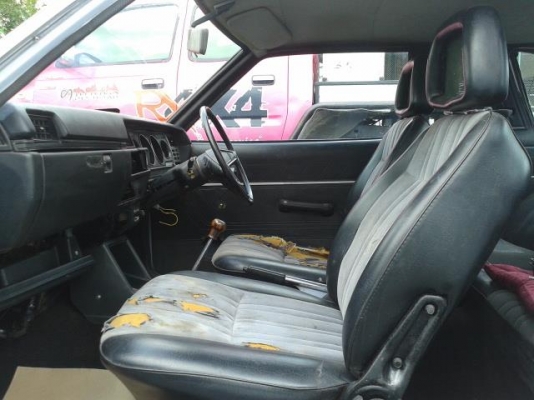 Datsun Sunny B310 2ประตูไฟกลม Datsun Sunny B310 2ประตูไฟกลม