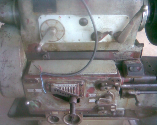 เครื่องกลึง 10  ฟุตตัวใหญ่