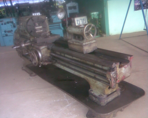 เครื่องกลึง 10  ฟุตตัวใหญ่