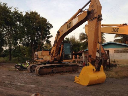 รถแบคโฮ  ยี่ห้อCAT 320L