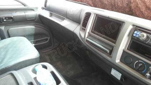 รถบรรทุก 10 ล้อหัวลาก  ยี่ห้อ HINO 500  380 แรงม้า