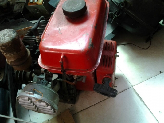 ขายเครื่องสูบน้ำ และ เครื่องยนต์รถไถเดิมตาม