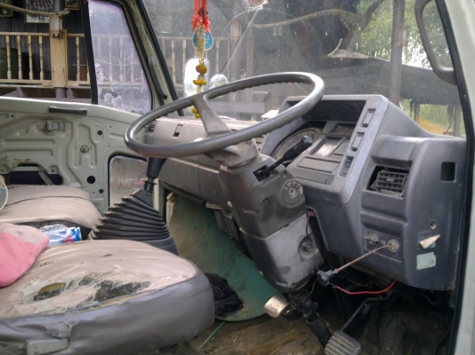 ขายรถบรรทุก 6 ล้อ เคื่อง 117 wo 4 d  ยาว 5.5 ม.