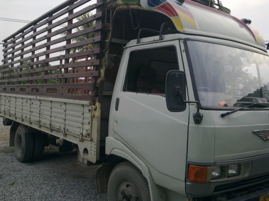 ขายรถบรรทุก 6 ล้อ เคื่อง 117 wo 4 d  ยาว 5.5 ม.