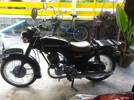 ขายk125 m3 สภาพเทพๆสวยๆชุบเงาๆ ทะเบียนเต็มพร้อมโอน สตาท์รมือติด 0918759329