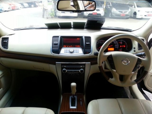ขายด่วน NISSAN TEANA 250XV 2010