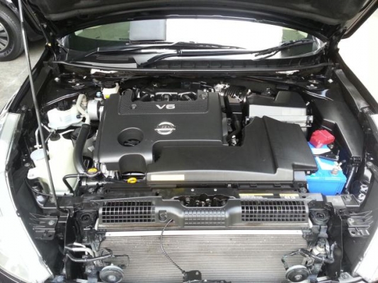 ขายด่วน NISSAN TEANA 250XV 2010