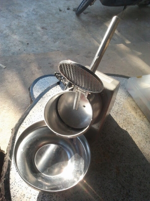 ที่ไสน้ำแข็งไฟฟ้าหิมะซื้อมา2700 ขาย1700 พร้อมส่งขอเพิ่ม300บ.