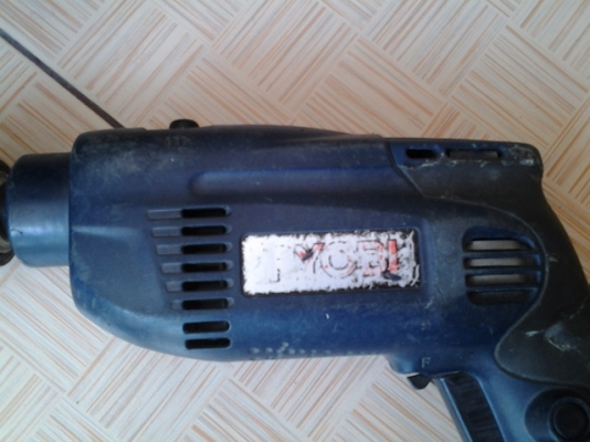 ขายสว่าน RYOBI สภาพดีครับ 800 บาท