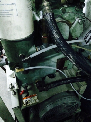 ปั้มลมมือสอง ihi ns22 30แรงม้า ปั้มลมมือสอง ihi ns22 30แรงม้า