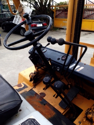 ***ขาย***KOMATSU FG25-8 เสาสูง4เมตร สไลท์แผงงา สภาพ90\% ***ขาย***KOMATSU FG25-8 เสาสูง4เมตร สไลท์แผงงา สภาพ90\%