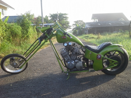 ขายหน้ายาวสปิงเกอร์ เครื่อง Honda Boss 650 cc.ล้อโตยางHarley