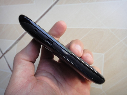 BlackBerry Curve 9920 BlackBerry Curve 9920