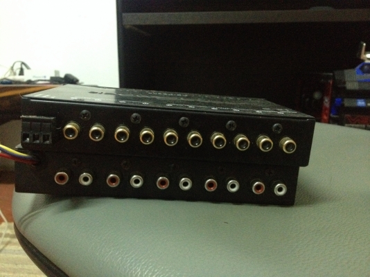 ขายปรี 5แบน2 ตัวคับ ไม่ได้ใชสภาพค่อนข้างใหม่