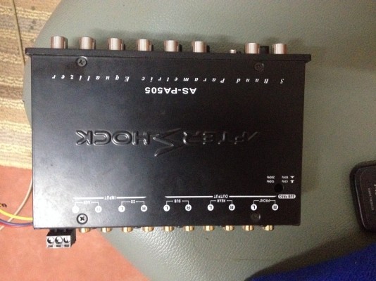 ขายปรี 5แบน2 ตัวคับ ไม่ได้ใชสภาพค่อนข้างใหม่