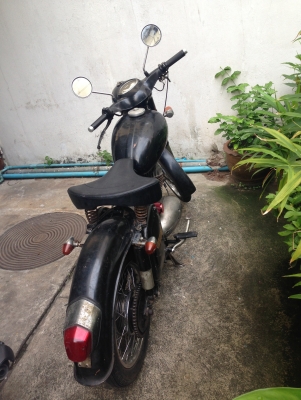 Jawa CZ125 cc. มีเล่มส้ม ขาดเมื่อ พ.ศ2547 ราคา 30,000บาทไทย