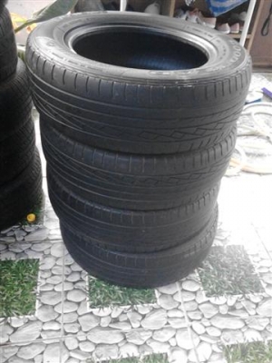 ขายยาง 195-65-15 ปี 10 GOODYEAR 4 เส้น 1000 บาท โทร 0855478050 / 0897669417