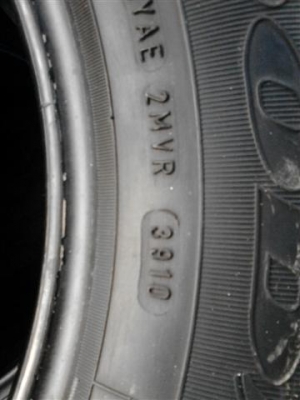 ขายยาง 195-65-15 ปี 10 GOODYEAR 4 เส้น 1000 บาท โทร 0855478050 / 0897669417