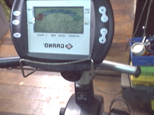 ขายเครื่องออกกำลังกายนั่งปั่นกับลู่วิ่งไฟฟ้าตามสภาพ