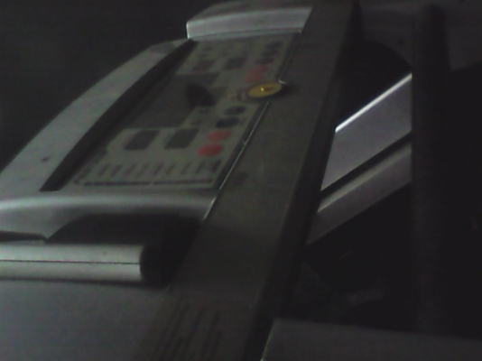 ขายเครื่องออกกำลังกายนั่งปั่นกับลู่วิ่งไฟฟ้าตามสภาพ