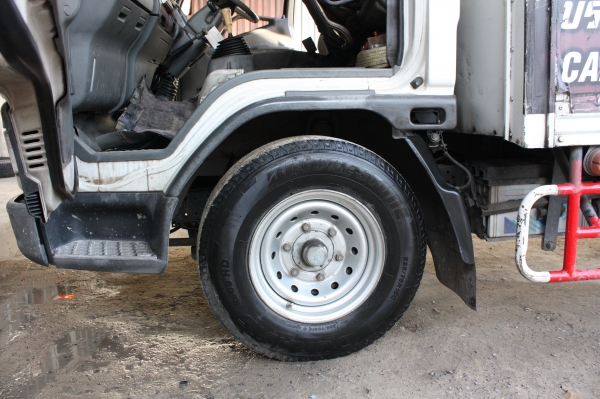 ขายรถบริษัท ยี่ห้อ mitsubishi suts รถห้างแท้