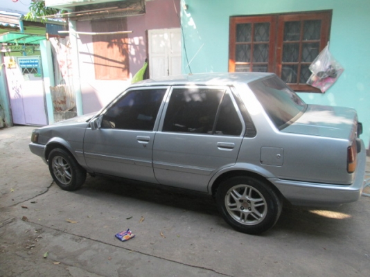 ชาย toyota XL EE80 เดิมๆ ติดแก็ส