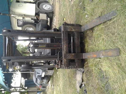 ต้องการขายรถโฟ๊คลิป2ตันครึ่งโคมัสซุเอฟดี25-11ขายตามสภาพพร้อมใช้ติดต่อด่วน