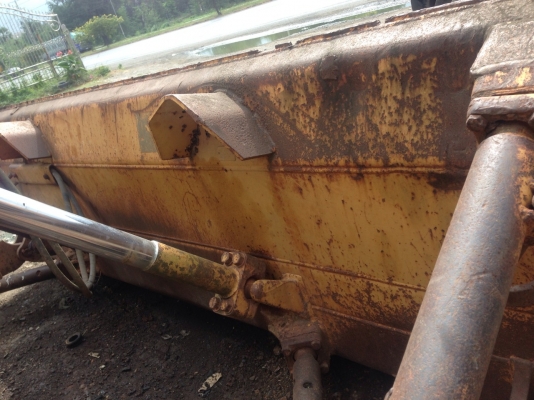 ขายแทรกเตอร์CAT D5B รถสวยพร้อมใช้เอกสารเล่มเบียนราคาถูก