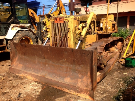 ขายแทรกเตอร์CAT D5B รถสวยพร้อมใช้เอกสารเล่มเบียนราคาถูก