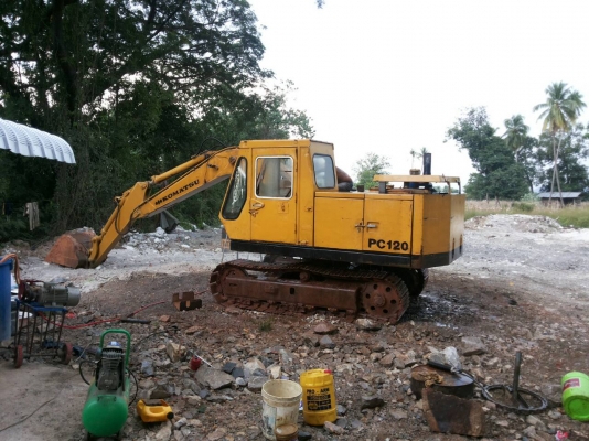 ขายแม็กโครKoMATSU 120-1รถสวยพร้อมใช้ตัวเดินเดิม
