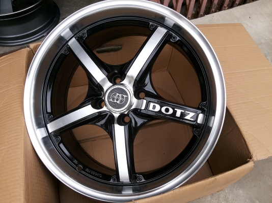 แม็กซ์แนวๆสวย ดุ DOTZ 17x7 4รู100