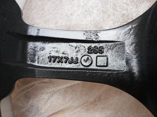 แม็กซ์แนวๆสวย ดุ DOTZ 17x7 4รู100