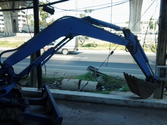 ขาย รถขุดเล็ก KOMATSU PC25-1E สถาพดีพร้อมใช้งาน ชม.น้อย ราคาถูก