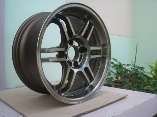ขายล้อแม็กมือสอง Advanti 15"x7.5" et20 4รู100 สีน้ำตาลหน้าชา สนใจติดต่อเล็กคลองสามครับ (081-3747940)