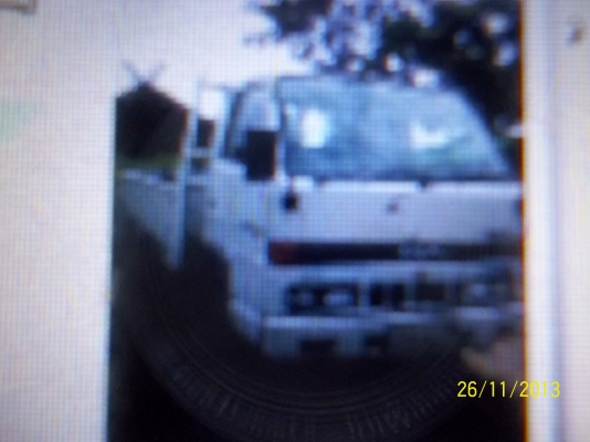 โทษทีรูปไม่คค่อยชัด ขาย6ล้อกลางทะเบียนเอกสารพร้อมโอน  เครื่องนีสสัน  100แรง สโลว์ปลายเกียร์