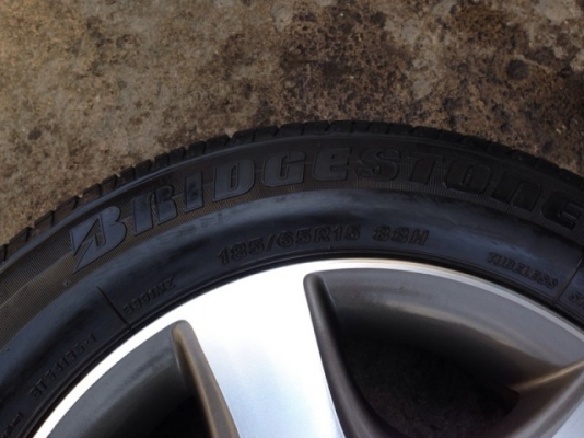 ขายล้อแม็ก honda civic 15 dimension พร้อมยาง ราคาถูกๆ