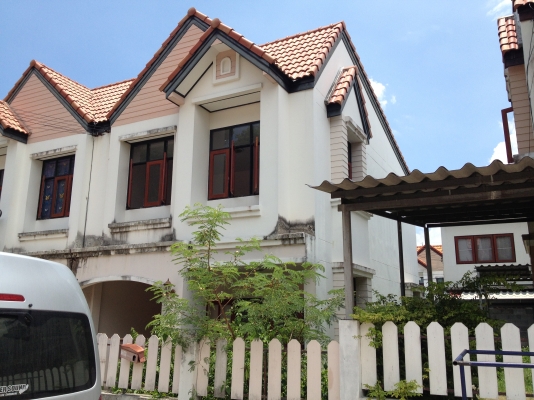 ขายทาวเฮ้าส์ จ.ชลบุรีครับ ขายทาวเฮ้าส์ จ.ชลบุรีครับ