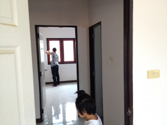 ขายทาวเฮ้าส์ จ.ชลบุรีครับ