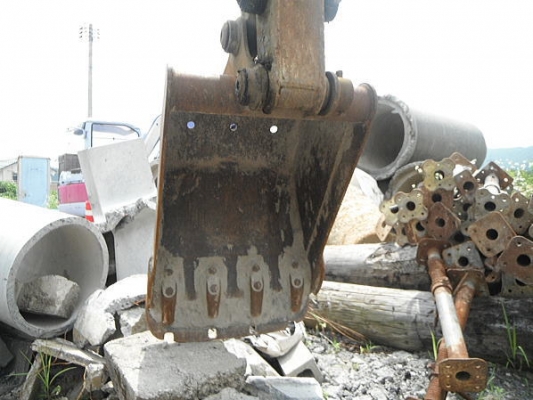 รถขุด Komatsu รุ่น: PC40-6 ซีเรียล:14351 ปี:1990 ชั่วโมง:5037 สต๊อกเรานำเข้าจากยี่ปุ่น