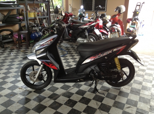 ขาย!!!ฮอนด้าคลิ๊กรุ่นท๊อป ล้อแม็ก ปี50 รถเครื่องดีคับ มีเล่มทะเบียนครบ ภาษีไม่หมด ขาย!!!ฮอนด้าคลิ๊กรุ่นท๊อป ล้อแม็ก ปี50 รถเครื่องดีคับ มีเล่มทะเบียนครบ ภาษีไม่หมด