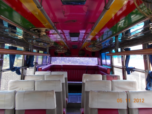 รถบัสราคาพิเศษ