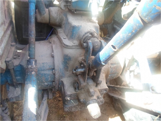 ขายรถแทรกเตอร์ฟอร์ด  สภาพดี พร้อมใช้งาน