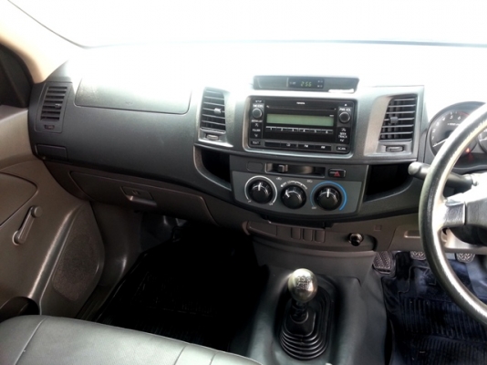 TOYOTA VIGO CHAMP SINGLE 2.7(J) MT ปี 2012 TOYOTA VIGO CHAMP SINGLE 2.7(J) MT ปี 2012