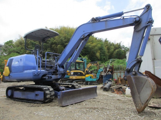 รถขุด Komatsu รุ่น: PC25 ซี-1E ซีเรียล:7109 ปี:1995 ชั่วโมง:1227 สต๊อกเรานำเข้าจากยี่ปุ่น