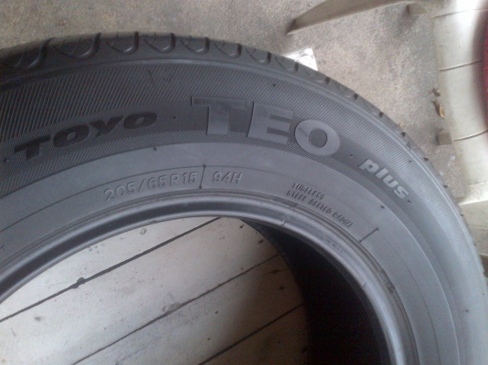 ขายยาง TOYO รุ่น TEO plus made in JAPAN 1คู่ ปี2012 ขนาด205/65/15 สภาพเกิน95\% ดอกแน่นๆ ขายยาง TOYO รุ่น TEO plus made in JAPAN 1คู่ ปี2012 ขนาด205/65/15 สภาพเกิน95\% ดอกแน่นๆ